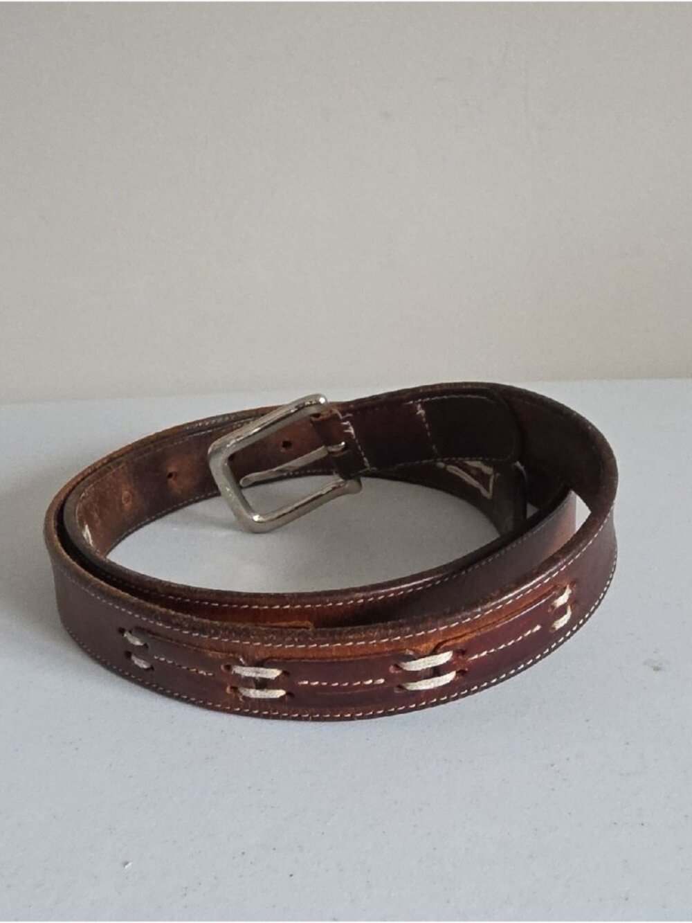 MADE IN ITALY brown leather belt contrast stitching overlay details Sz 38